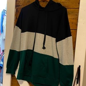 Comfy color block hooded sweater with pocket
